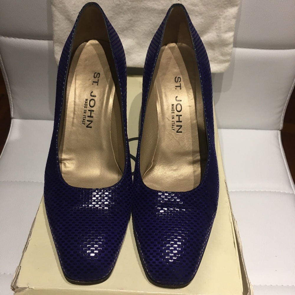St John Artemis Amethyst gold Heel accents